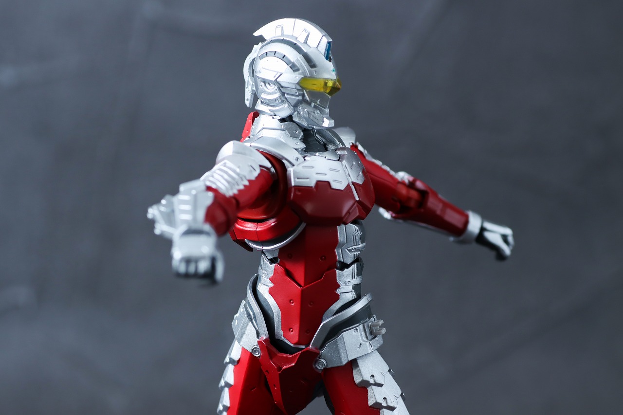 S.H.Figuarts　ULTRAMAN SUIT Ver7 the Animation　レビュー　可動範囲