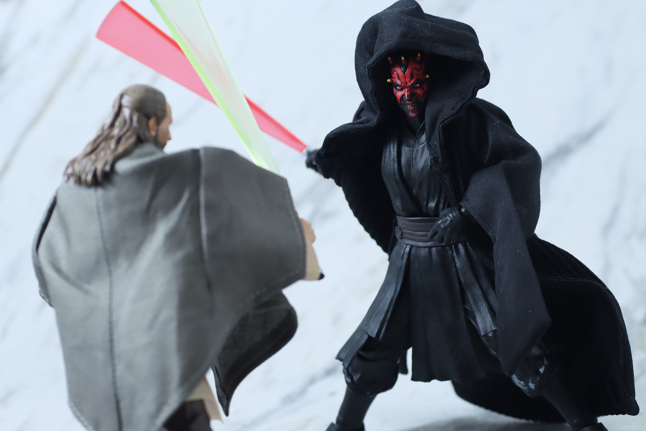 S.H.フィギュアーツ　ダース・モール（『スター・ウォーズ：ファントム・メナス』）　レビュー　アクション　クワイ=ガン・ジン