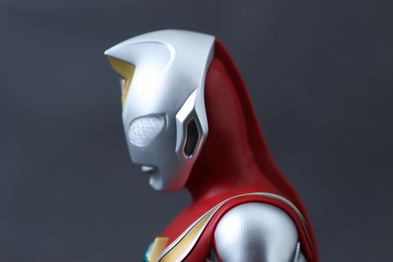 alphamax　ウルトラマンダイナ フラッシュタイプ　レビュー　可動範囲