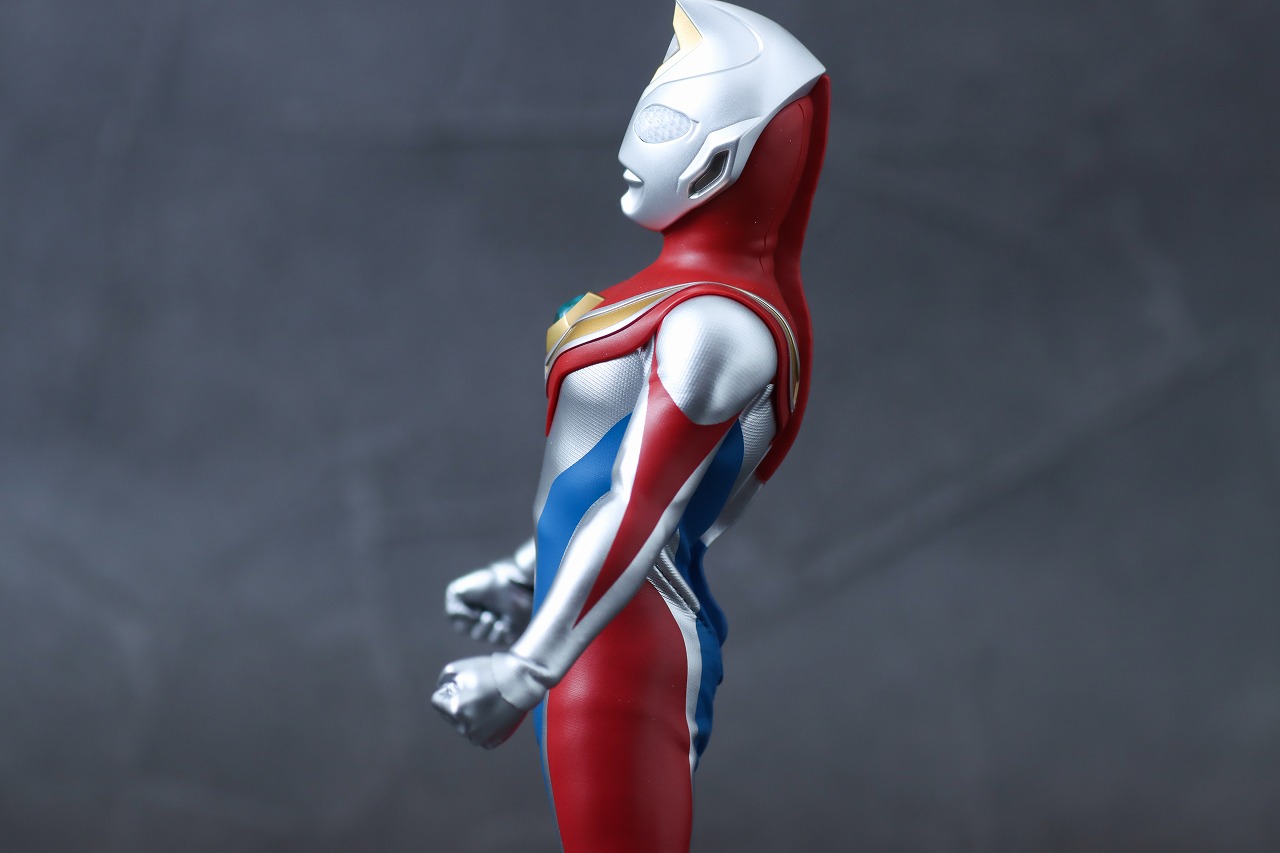 alphamax　ウルトラマンダイナ フラッシュタイプ　レビュー　可動範囲