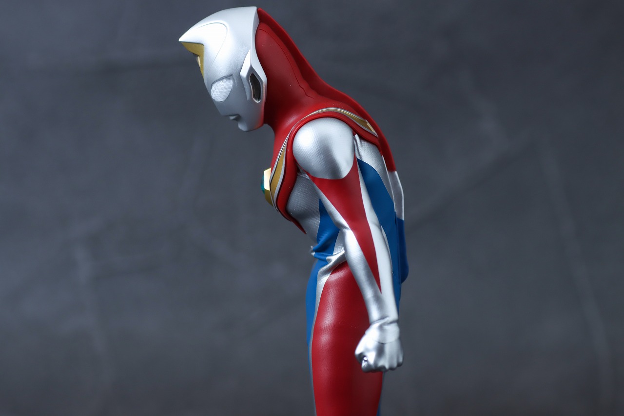 alphamax　ウルトラマンダイナ フラッシュタイプ　レビュー　可動範囲