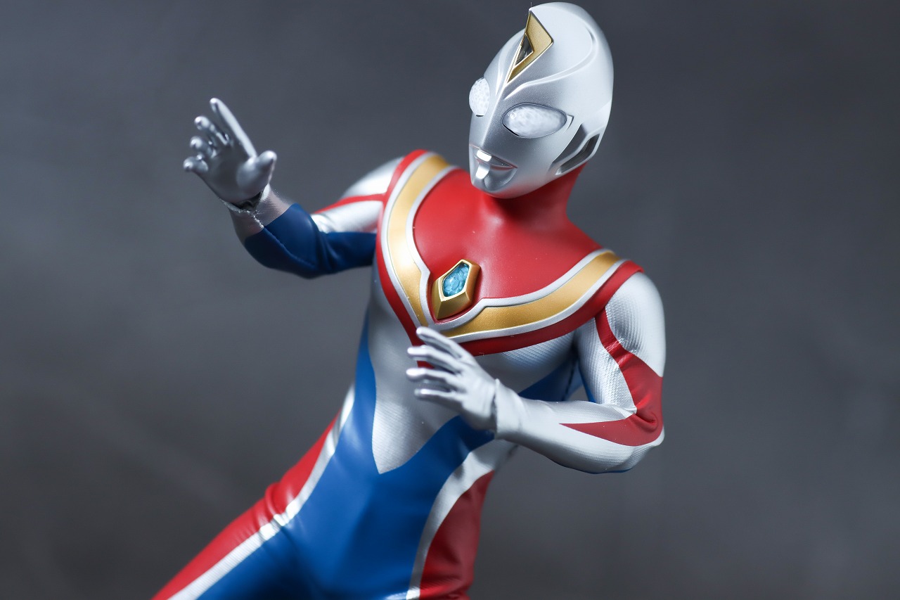 alphamax　ウルトラマンダイナ フラッシュタイプ　レビュー　アクション