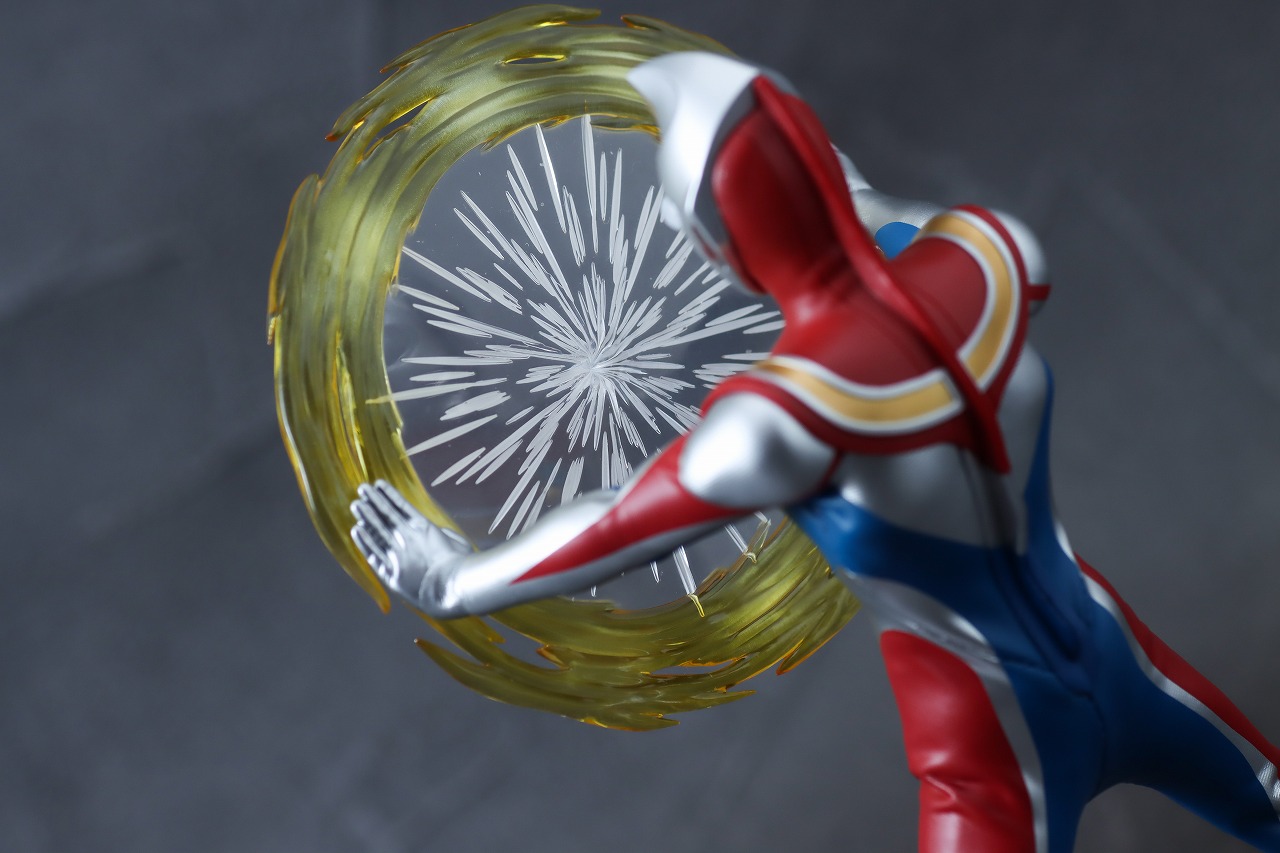 alphamax　ウルトラマンダイナ フラッシュタイプ　レビュー　アクション