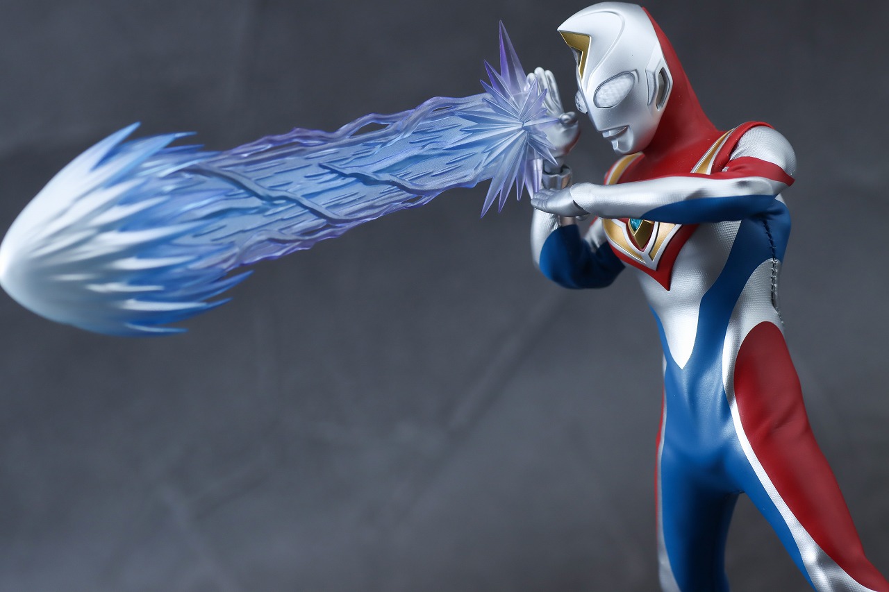 alphamax　ウルトラマンダイナ フラッシュタイプ　レビュー　アクション