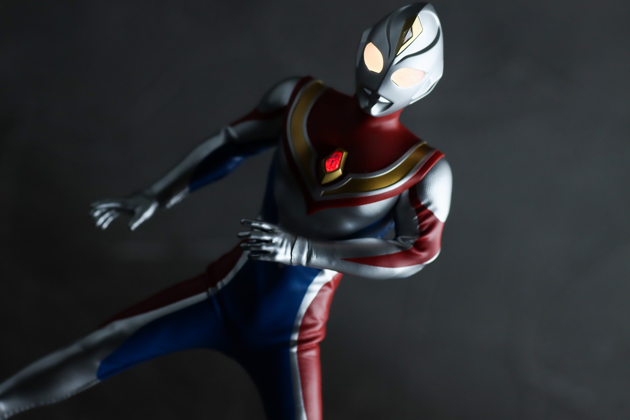 alphamax　ウルトラマンダイナ フラッシュタイプ　レビュー　アクション