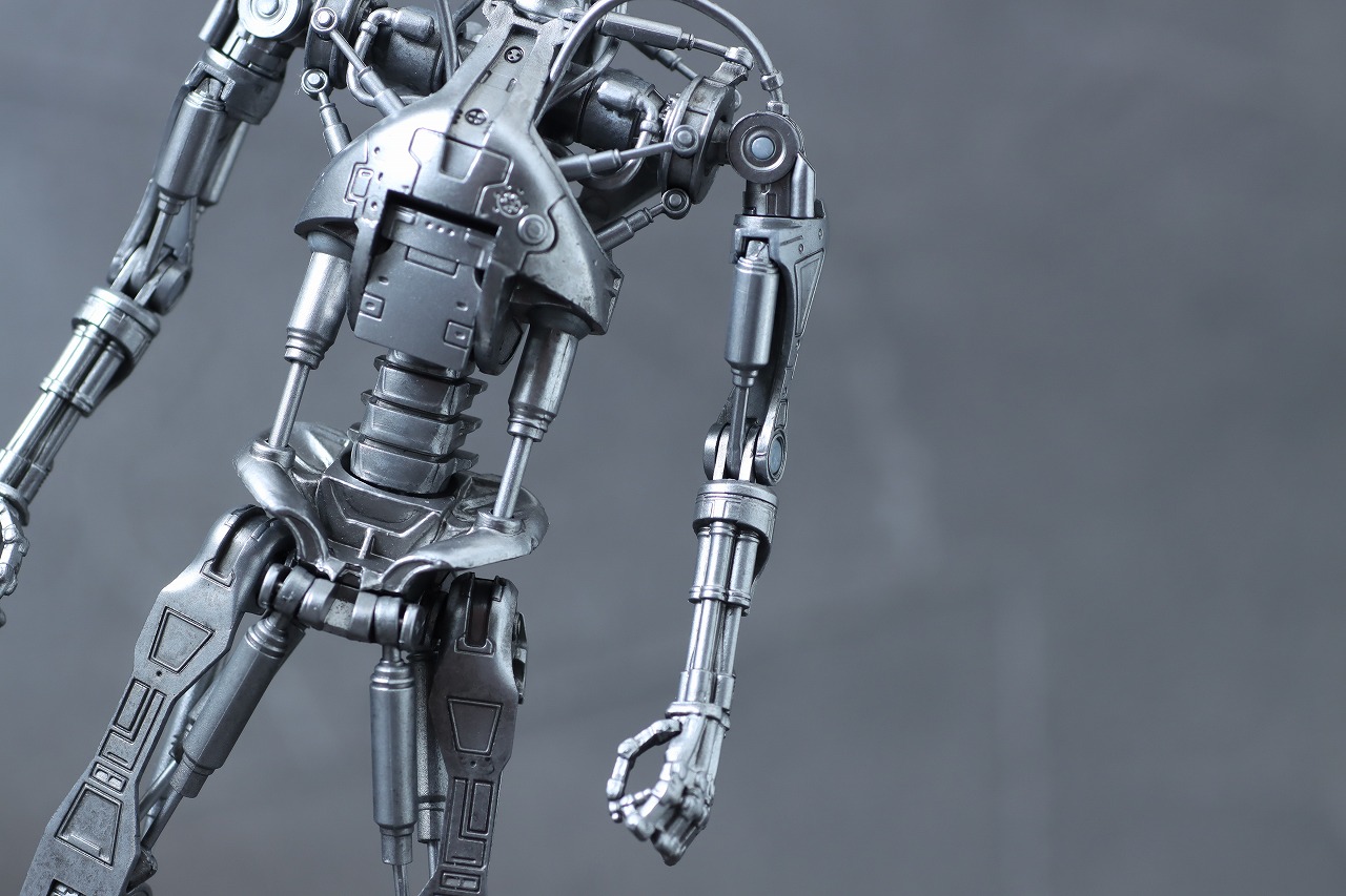 MAFEX　エンドスケルトン（『ターミネーター2』）　レビュー　本体