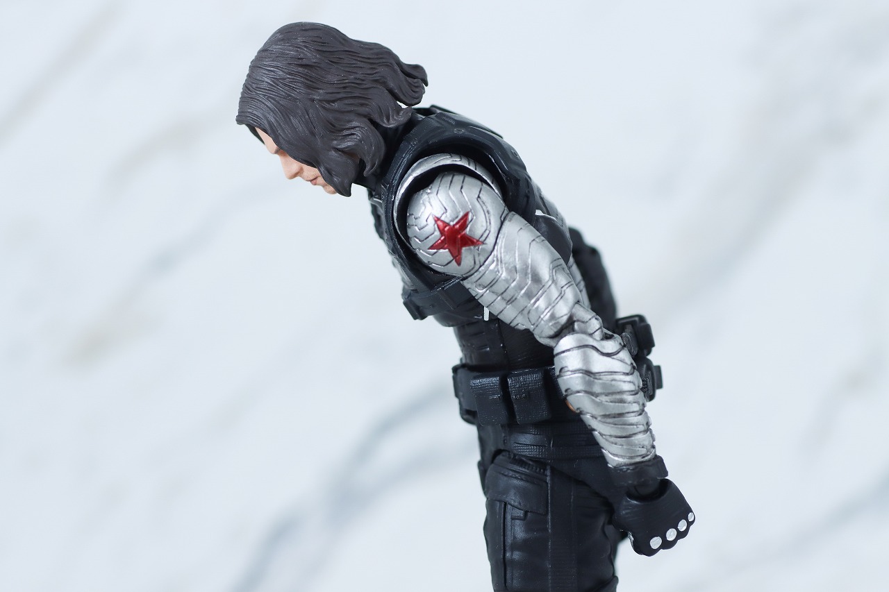 MAFEX ウィンター・ソルジャー(『キャプテン・アメリカ/ウィンター・ソルジャー』) レビュー 可動範囲