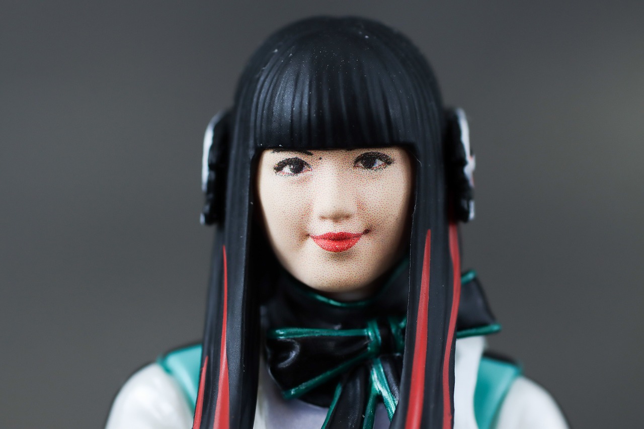 S.H.フィギュアーツ　アズ　レビュー　本体