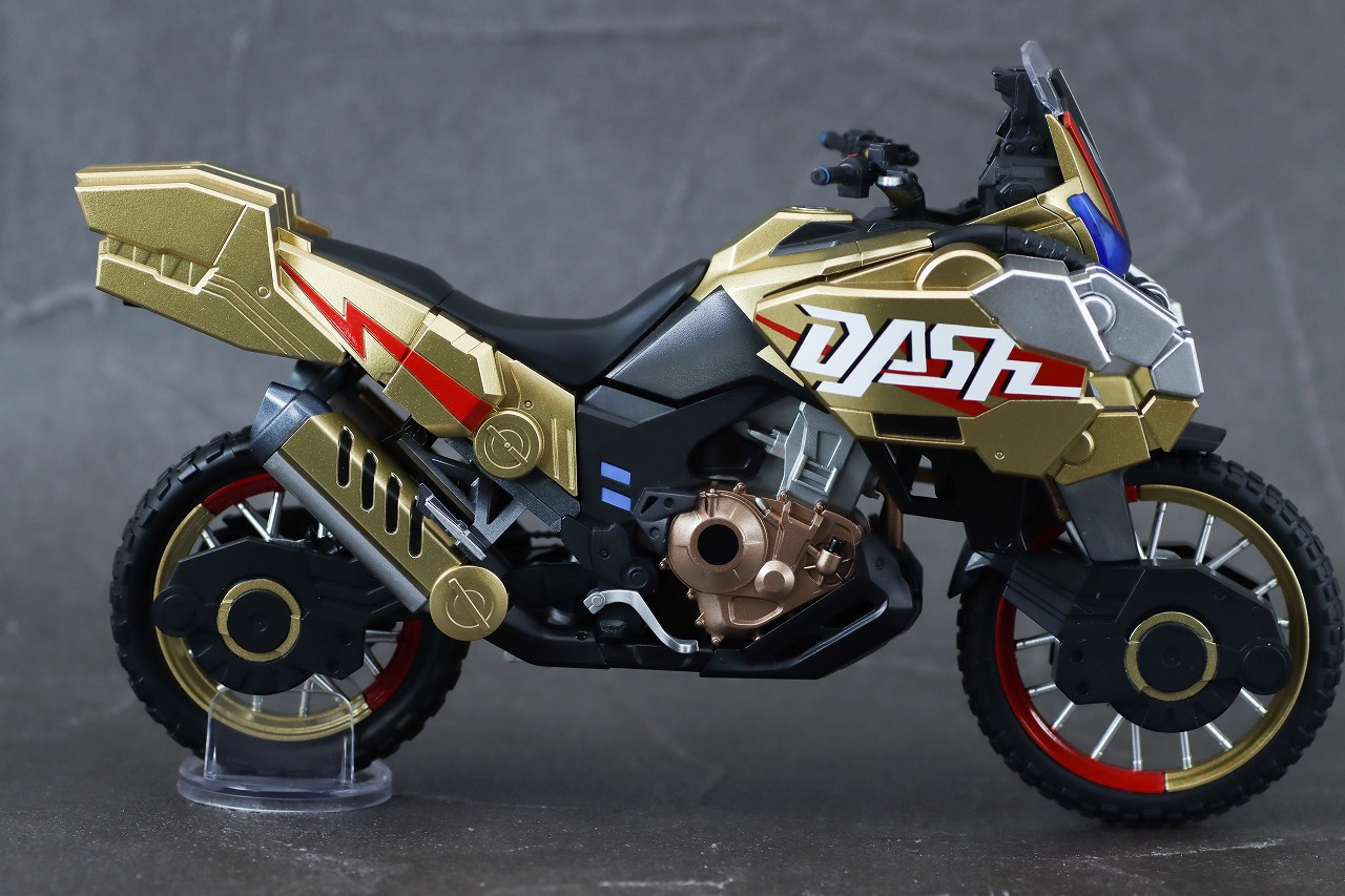 S.H.フィギュアーツ　ゴルドダッシュ　レビュー　本体