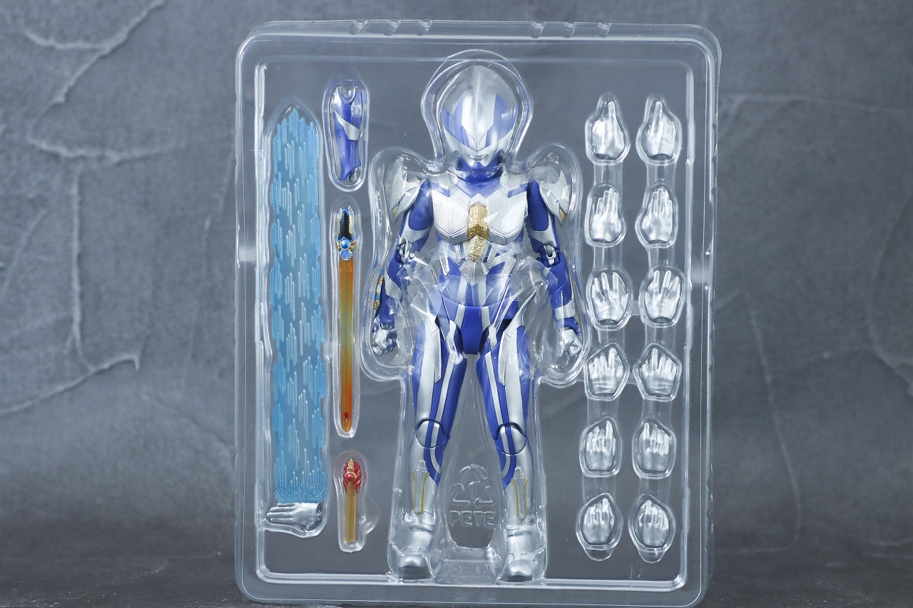 S.H.フィギュアーツ　ハンターナイトツルギ　レビュー　パッケージ