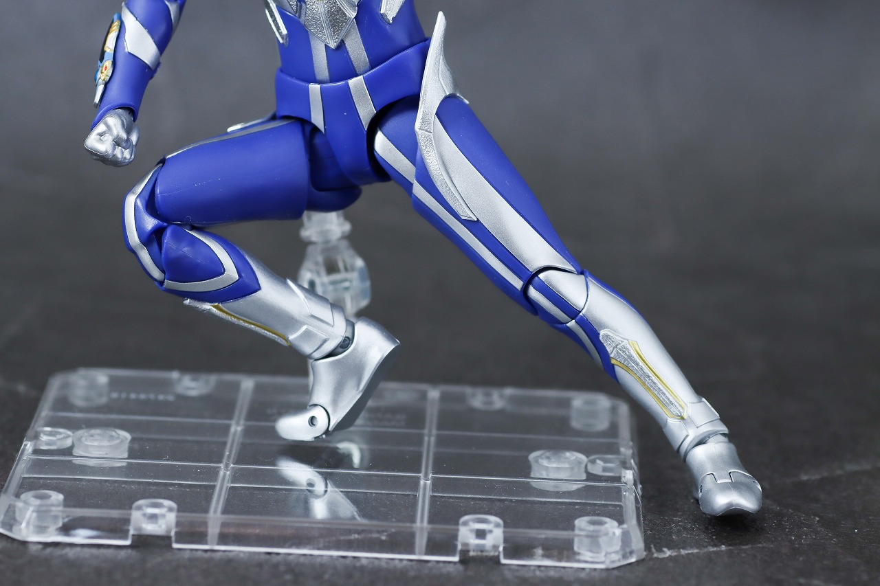 S.H.フィギュアーツ　ハンターナイトツルギ　レビュー　可動範囲