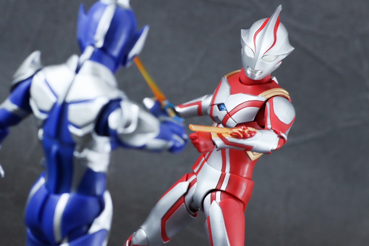 S.H.フィギュアーツ　ハンターナイトツルギ　レビュー　アクション　ウルトラマンメビウス