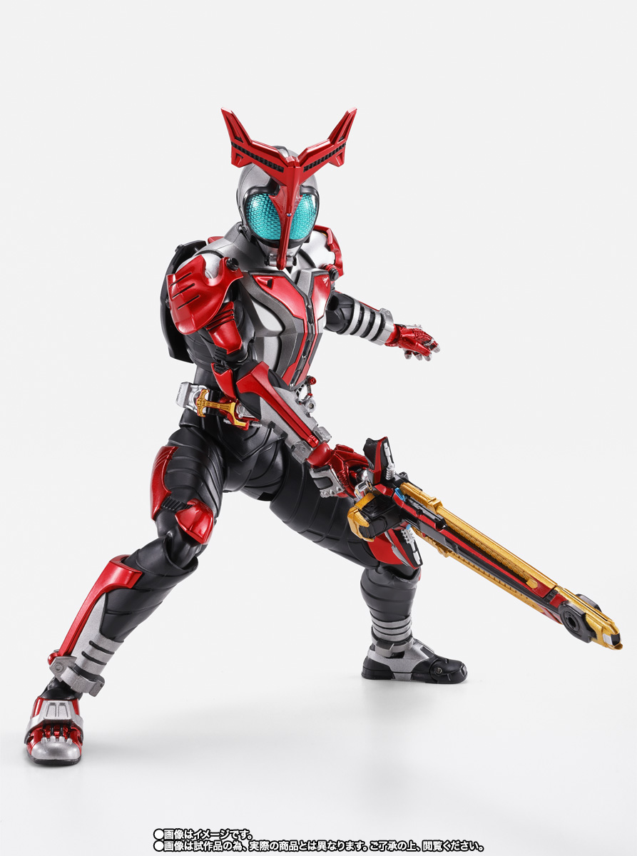 S.H.フィギュアーツ 真骨彫製法　仮面ライダーカブト ハイパーフォーム　真骨彫10th Anniversary Ver.