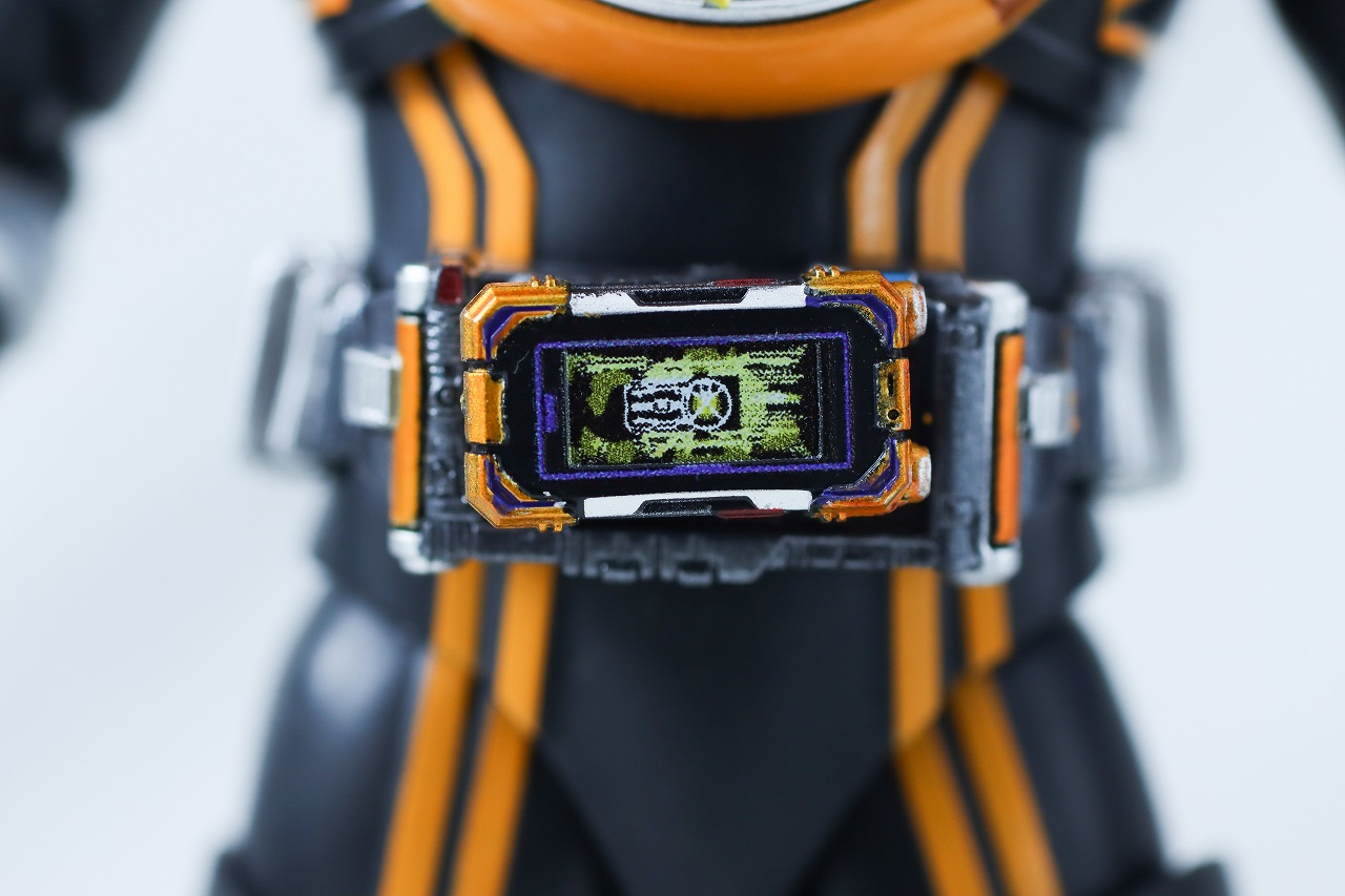 S.H.フィギュアーツ 真骨彫製法　仮面ライダーネクストカイザ　レビュー　本体