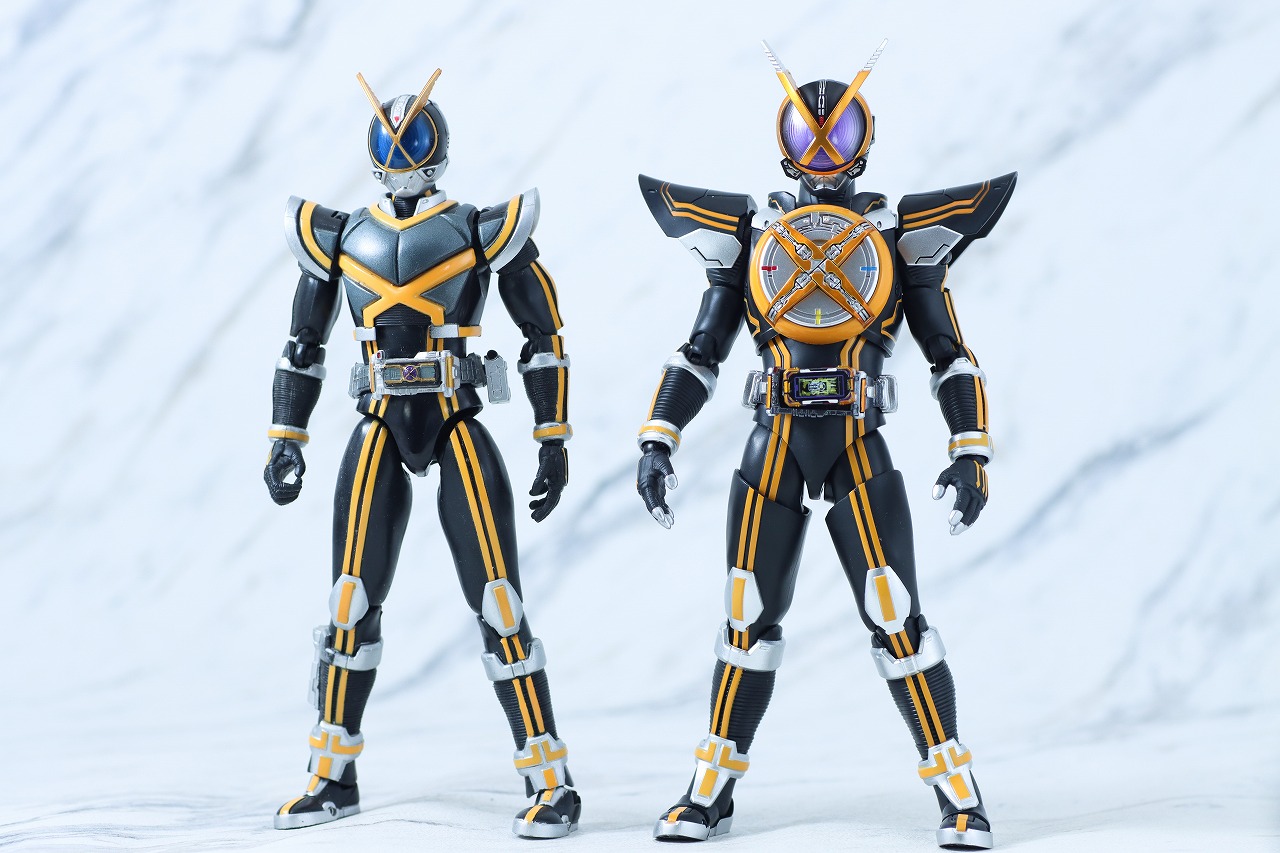 S.H.フィギュアーツ 真骨彫製法　仮面ライダーネクストカイザ　レビュー　比較