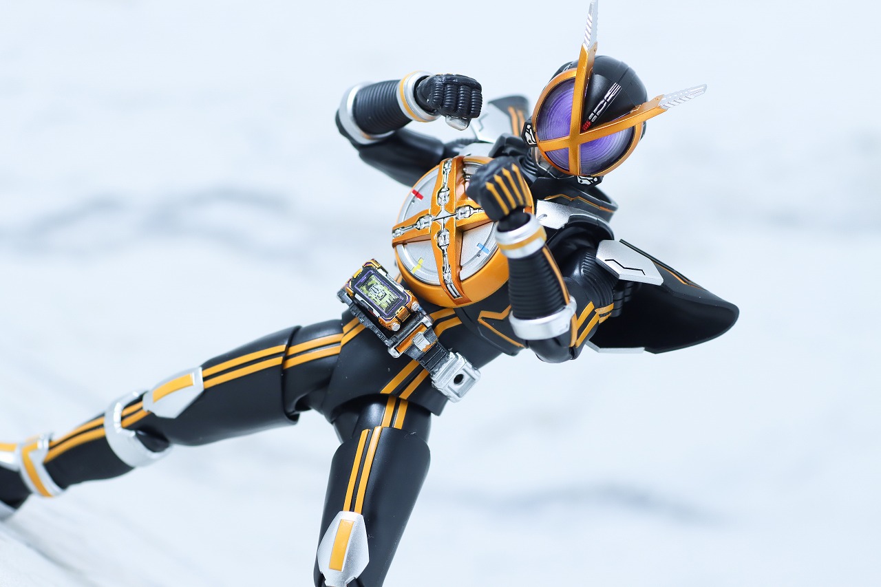 S.H.フィギュアーツ 真骨彫製法　仮面ライダーネクストカイザ　レビュー　アクション