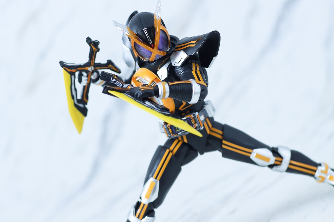 S.H.フィギュアーツ 真骨彫製法　仮面ライダーネクストカイザ　レビュー　アクション