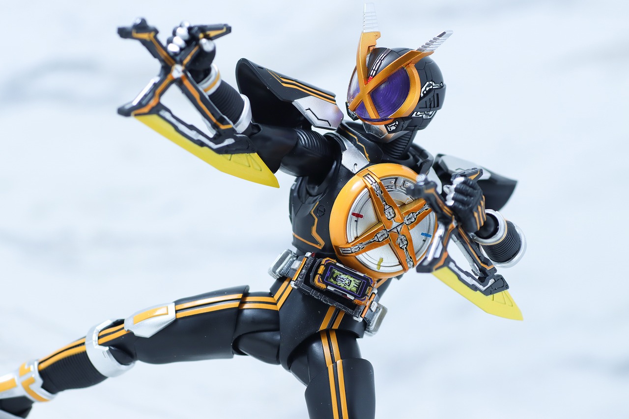 S.H.フィギュアーツ 真骨彫製法　仮面ライダーネクストカイザ　レビュー　アクション