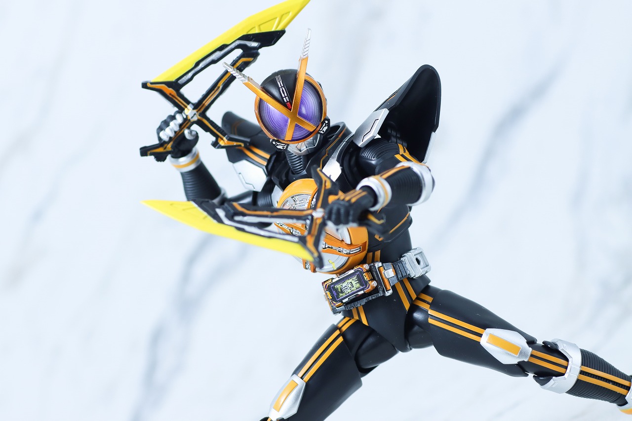 S.H.フィギュアーツ 真骨彫製法　仮面ライダーネクストカイザ　レビュー　アクション