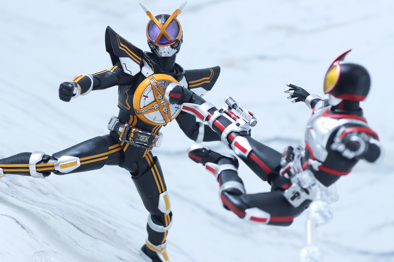 S.H.フィギュアーツ 真骨彫製法　仮面ライダーネクストカイザ　レビュー　アクション