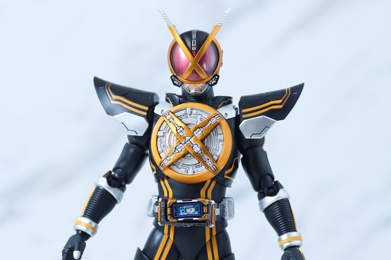 S.H.フィギュアーツ 真骨彫製法　仮面ライダーネクストカイザ　レビュー　付属品　アクセルフォーム
