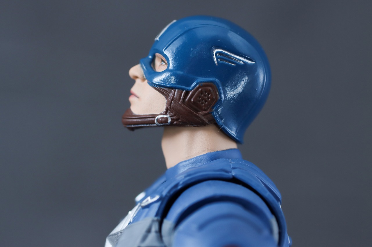 MAFEX　キャプテンアメリカ　Classic Suit　クラシックスーツ　レビュー　可動範囲