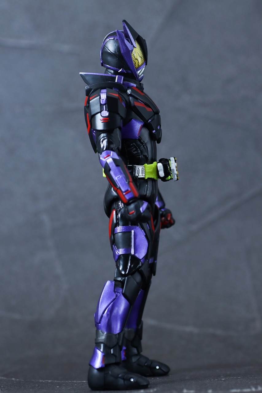 S.H.フィギュアーツ　仮面ライダー滅　アークスコーピオン　Final Battle Weapons Set　レビュー　本体