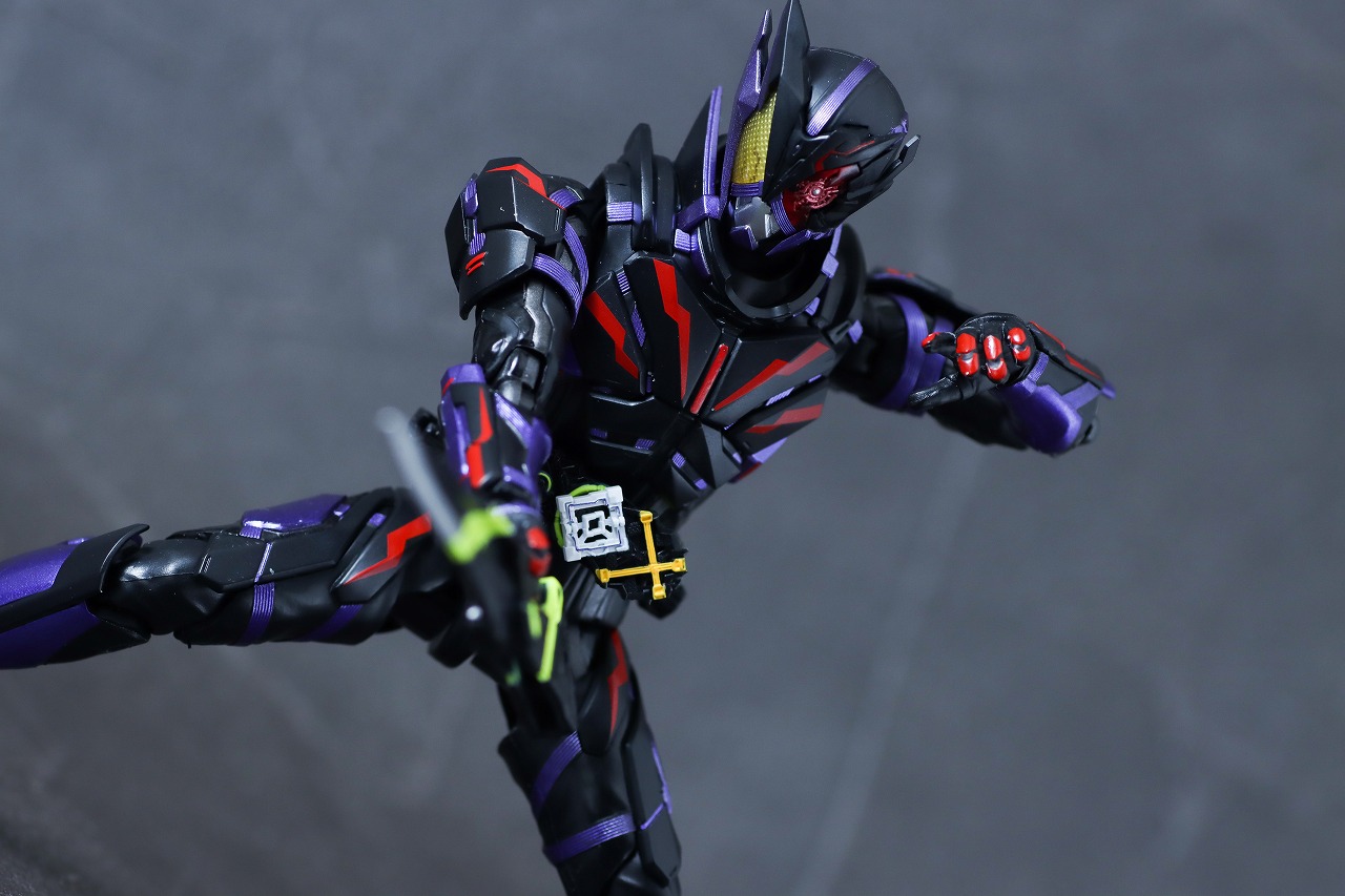 S.H.フィギュアーツ　仮面ライダー滅　アークスコーピオン　Final Battle Weapons Set　レビュー　アクション