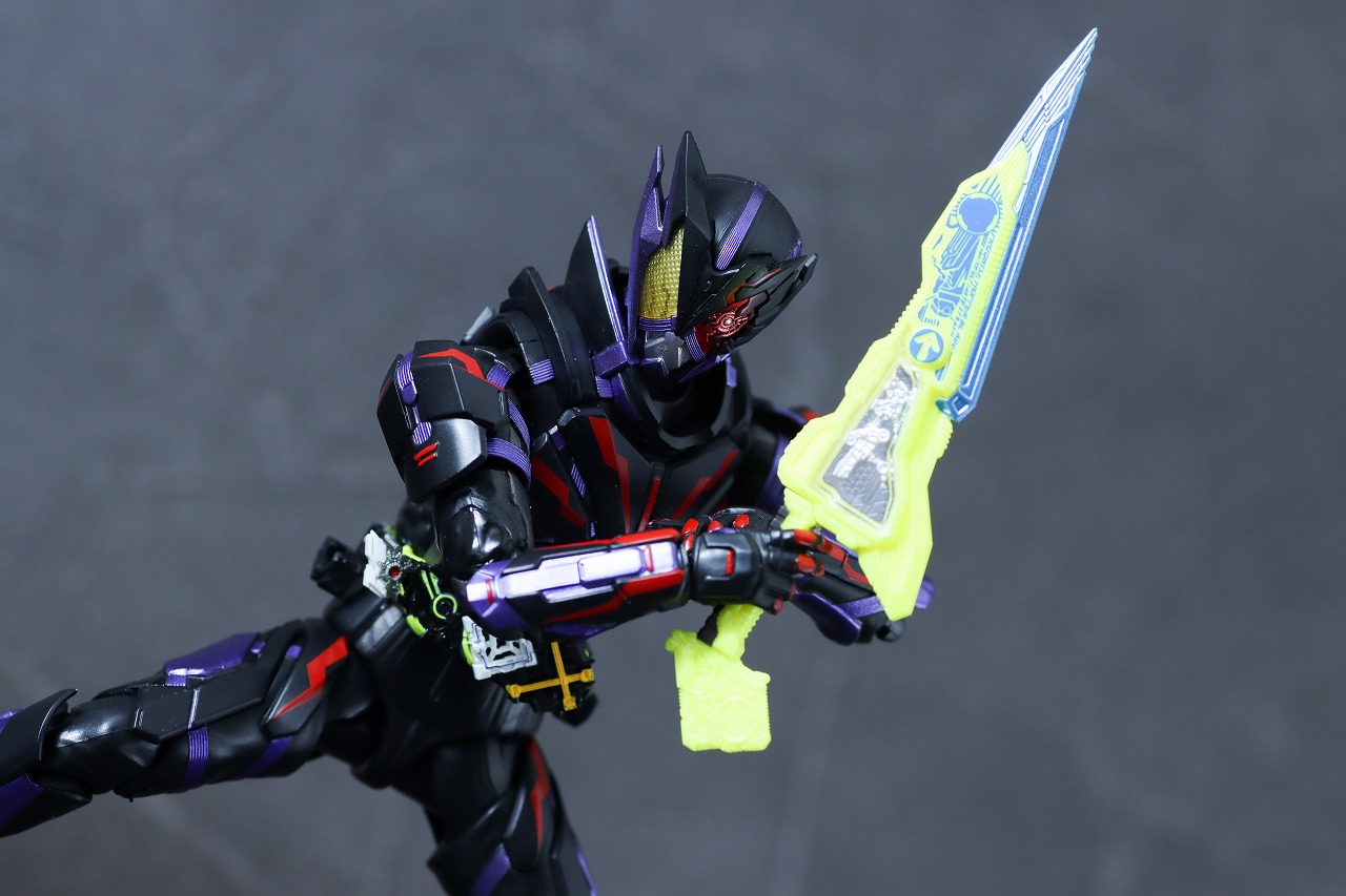 S.H.フィギュアーツ　仮面ライダー滅　アークスコーピオン　Final Battle Weapons Set　レビュー　アクション