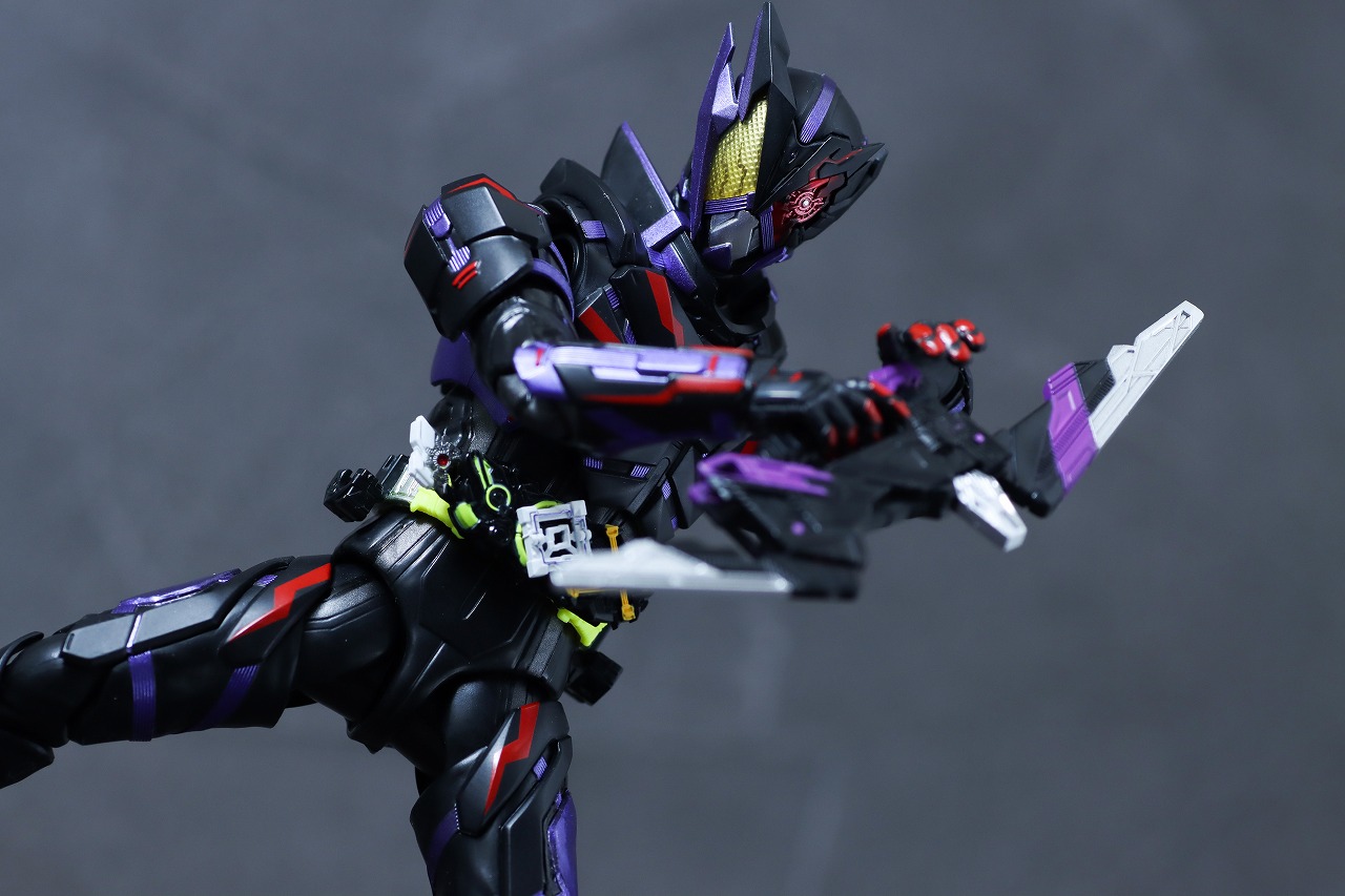 S.H.フィギュアーツ　仮面ライダー滅　アークスコーピオン　Final Battle Weapons Set　レビュー　アクション