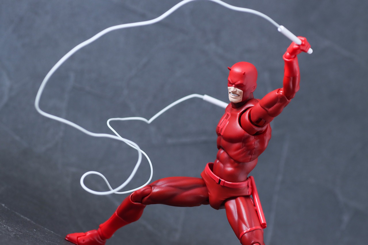 MAFEX　デアデビル　Comic Ver.　レビュー　アクション