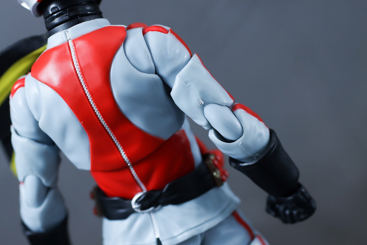 S.H.フィギュアーツ 真骨彫製法　仮面ライダーX　レビュー　本体