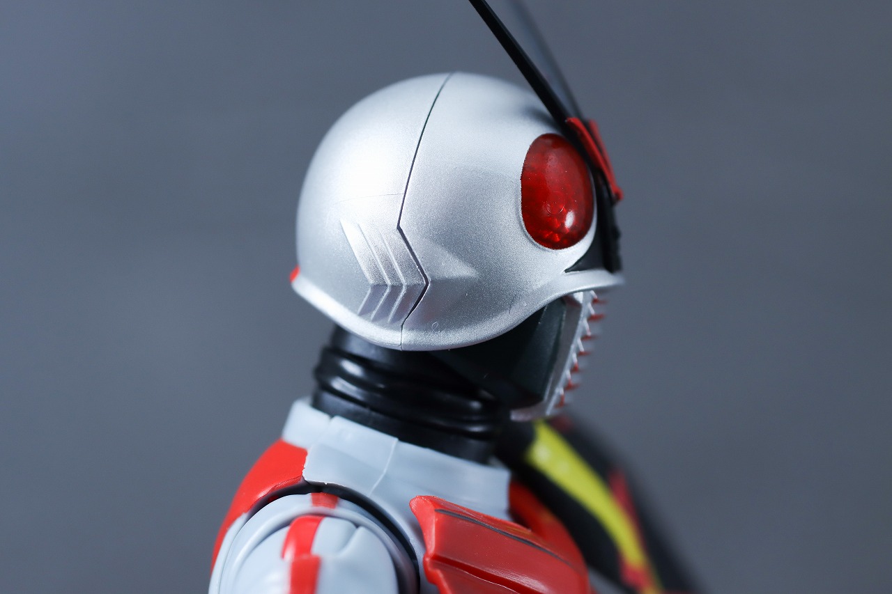 S.H.フィギュアーツ 真骨彫製法　仮面ライダーX　レビュー　本体
