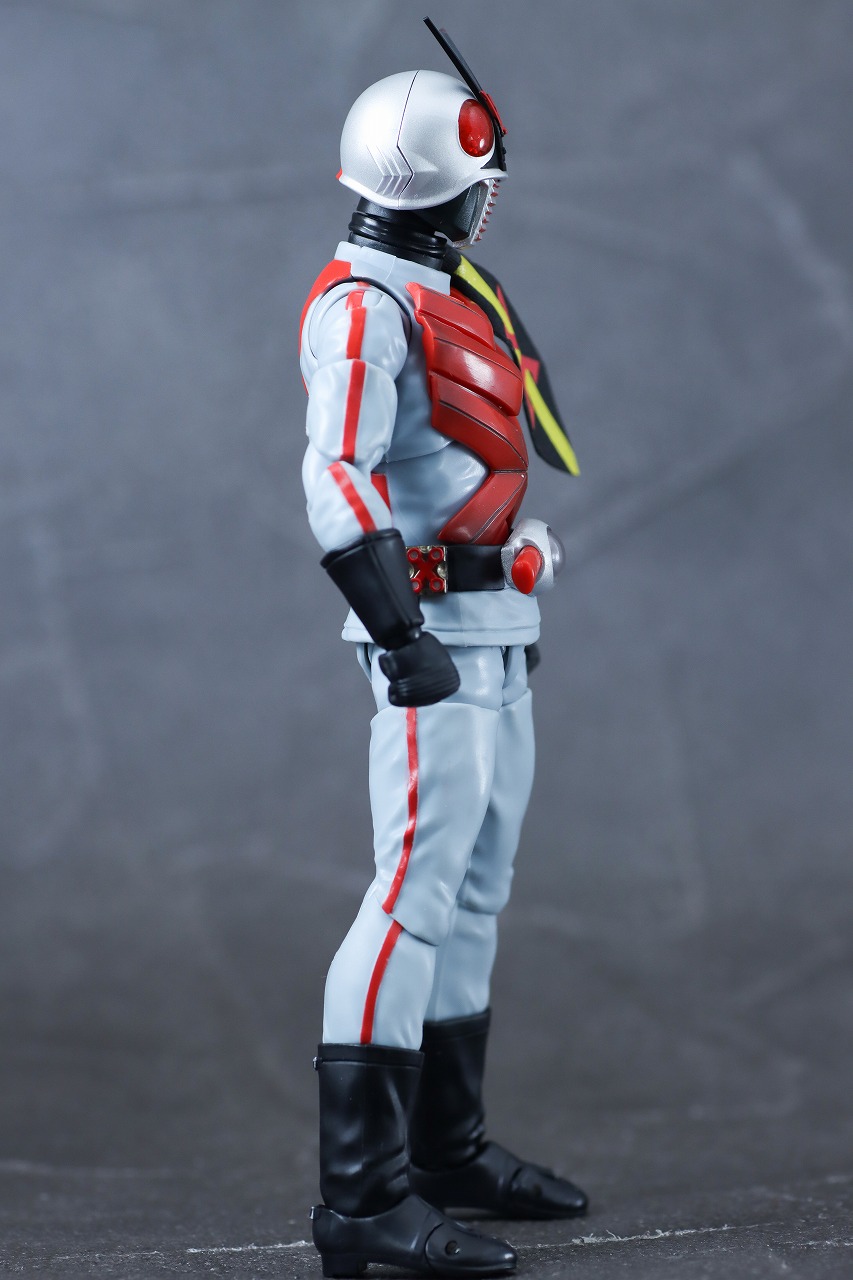 S.H.フィギュアーツ 真骨彫製法　仮面ライダーX　レビュー　本体