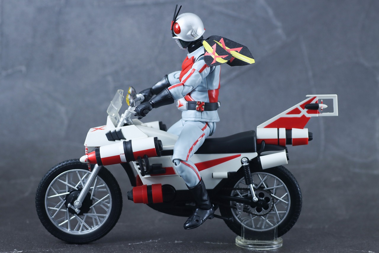 S.H.フィギュアーツ 真骨彫製法　仮面ライダーX　レビュー　アクション　クルーザー