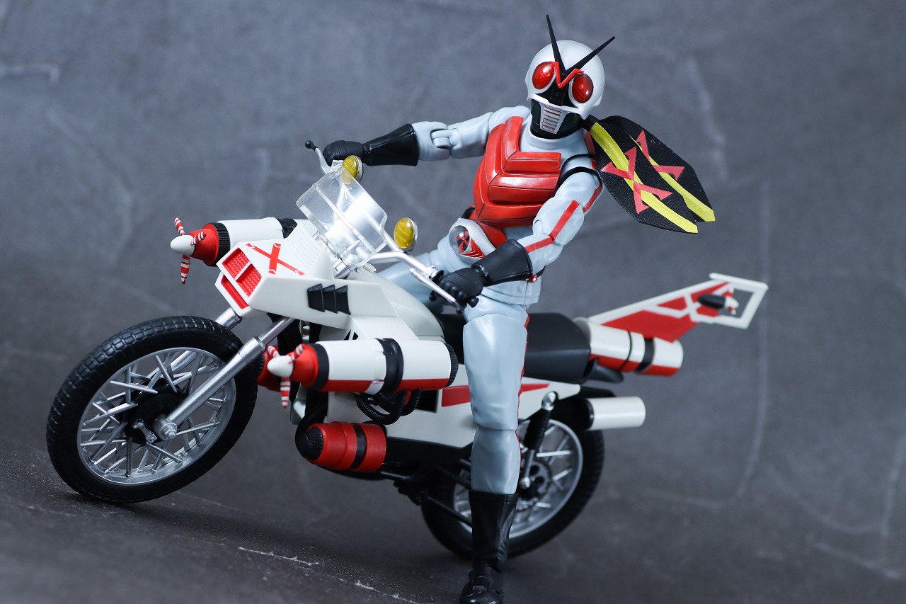 S.H.フィギュアーツ 真骨彫製法　仮面ライダーX　レビュー　アクション　クルーザー