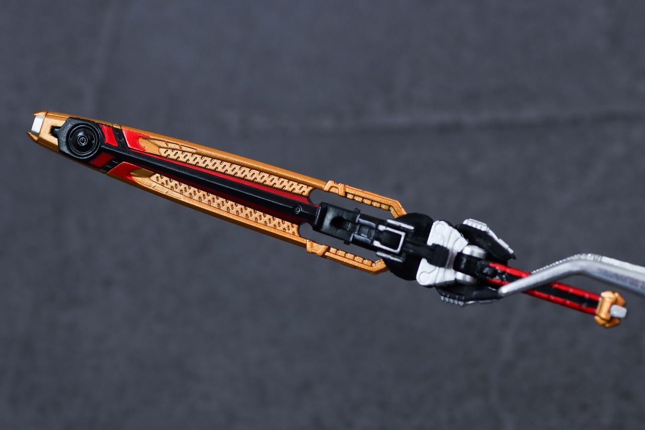 S.H.フィギュアーツ 真骨彫製法　仮面ライダーカブト ハイパーフォーム 真骨彫10th Anniversar Ver.　レビュー　付属品　パーフェクトゼクター