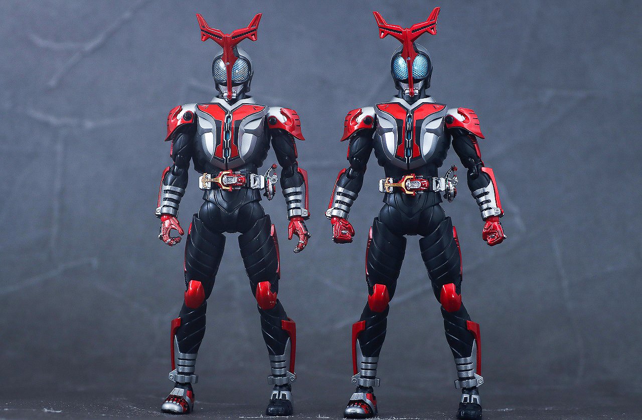 S.H.フィギュアーツ 真骨彫製法　仮面ライダーカブト ハイパーフォーム 真骨彫10th Anniversar Ver.　レビュー　通常版　比較