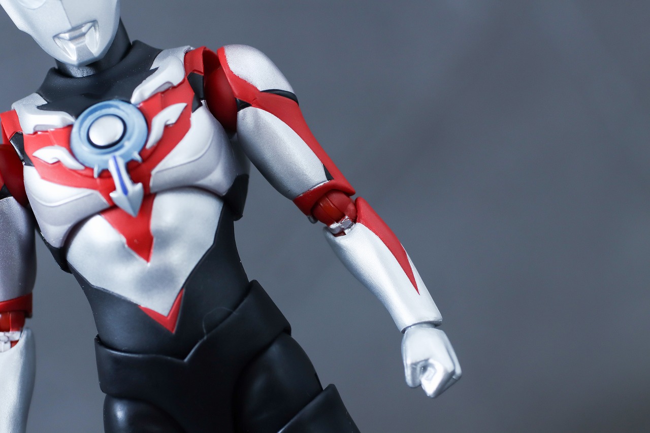 S.H.フィギュアーツ　ウルトラマンオーブ オーブオリジン ニュージェネ スターズVer.　レビュー　本体