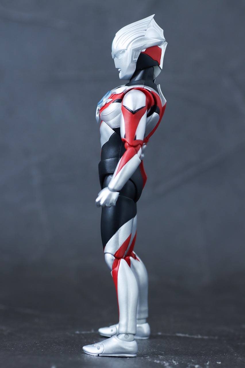 S.H.フィギュアーツ　ウルトラマンオーブ オーブオリジン ニュージェネ スターズVer.　レビュー　本体
