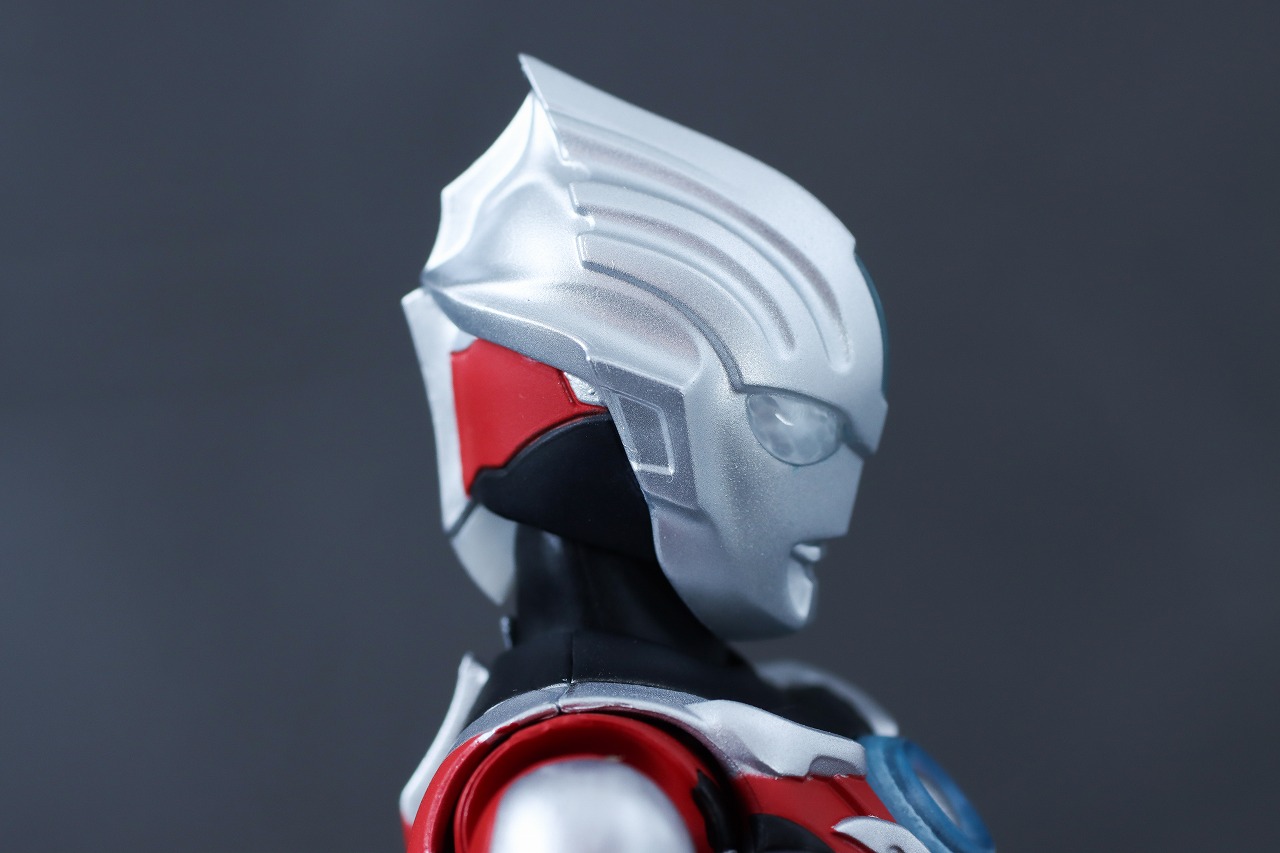 S.H.フィギュアーツ　ウルトラマンオーブ オーブオリジン ニュージェネ スターズVer.　レビュー　本体