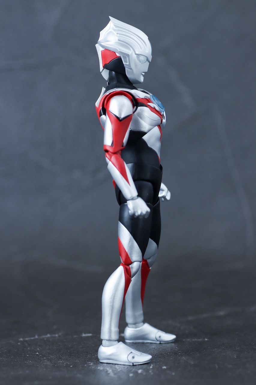 S.H.フィギュアーツ　ウルトラマンオーブ オーブオリジン ニュージェネ スターズVer.　レビュー　本体