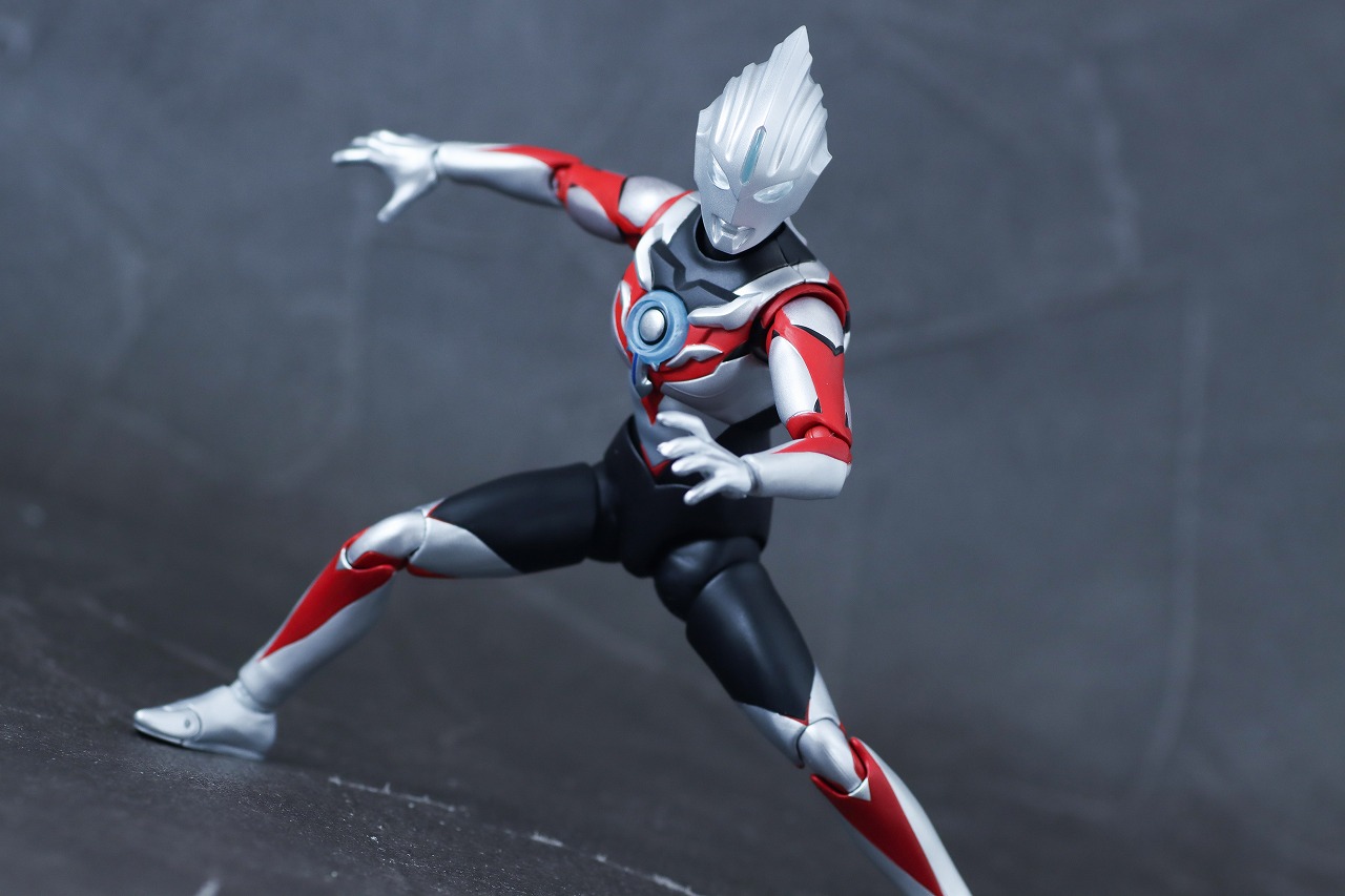 S.H.フィギュアーツ　ウルトラマンオーブ オーブオリジン ニュージェネ スターズVer.　レビュー　アクション
