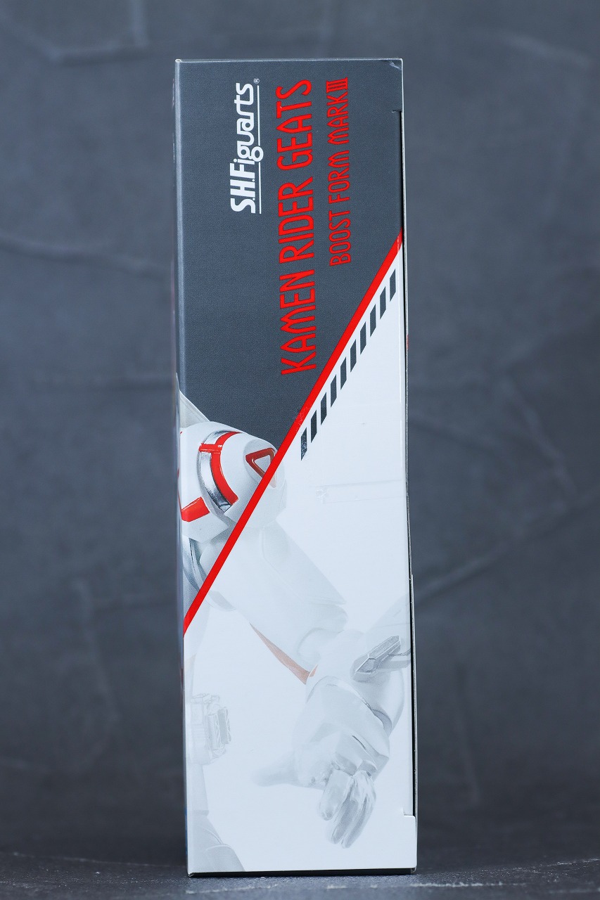 S.H.フィギュアーツ　仮面ライダーギーツ ブーストフォームマークⅢ　レビュー　パッケージ