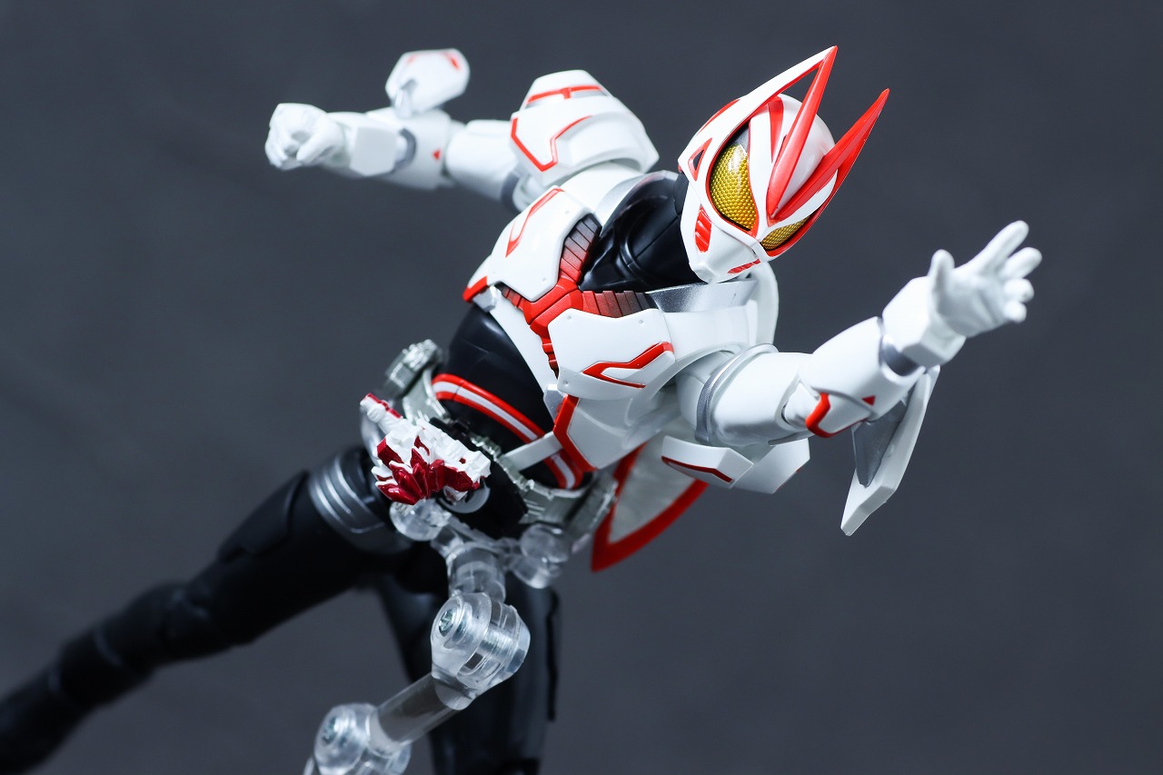 S.H.フィギュアーツ　仮面ライダーギーツ ブーストフォームマークⅢ　レビュー　アクション