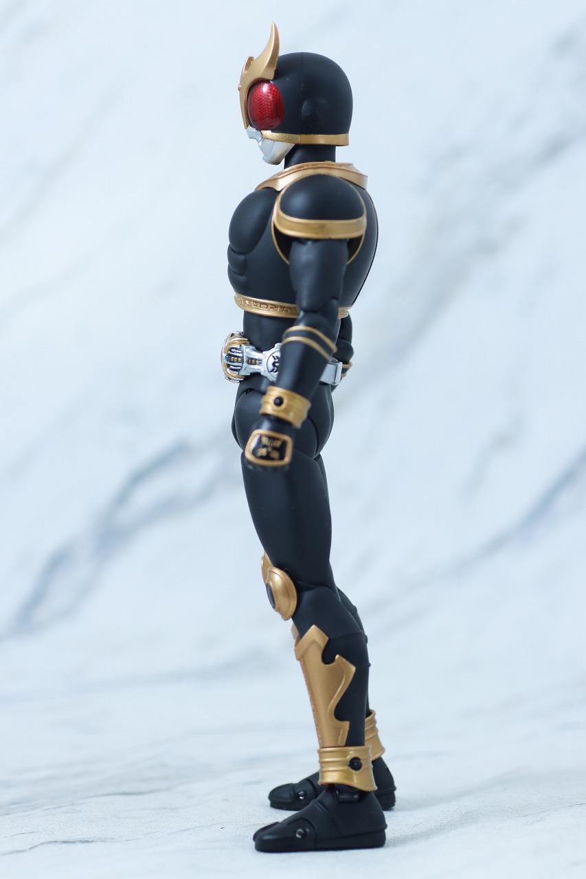 S.H.フィギュアーツ 真骨彫製法 仮面ライダークウガ アメイジングマイティフォーム 真骨彫10th Anniversary Ver. レビュー 本体