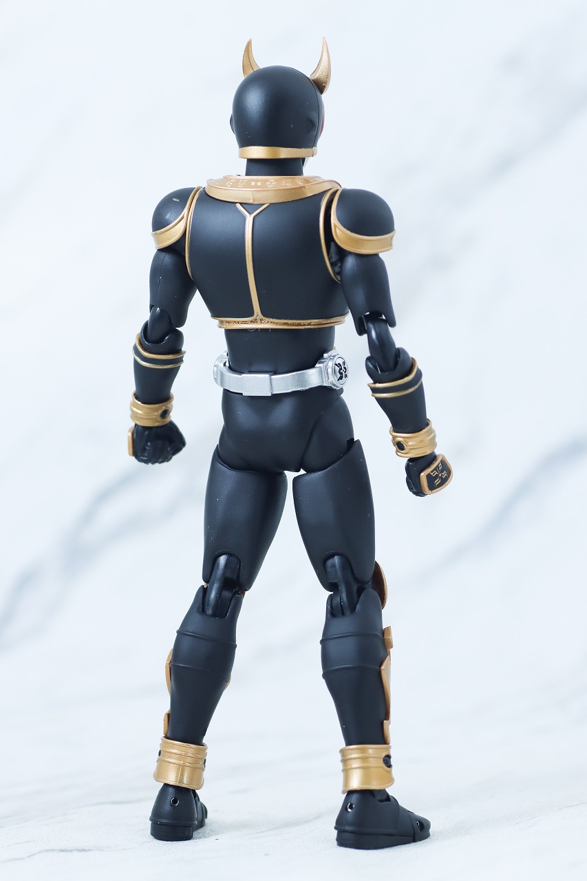 S.H.フィギュアーツ 真骨彫製法 仮面ライダークウガ アメイジングマイティフォーム 真骨彫10th Anniversary Ver. レビュー 本体