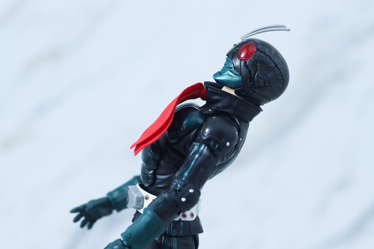 S.H.フィギュアーツ 真骨彫製法 仮面ライダー1号 本郷猛 仮面ライダーTHE NEXT レビュー 可動範囲