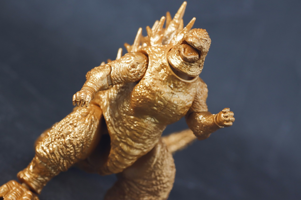 ゴジラアクションフィギュア　ゴジラ　2023　マイゴジ　SPECIAL GOLD EDITION　ゴールド　レビュー　アクション