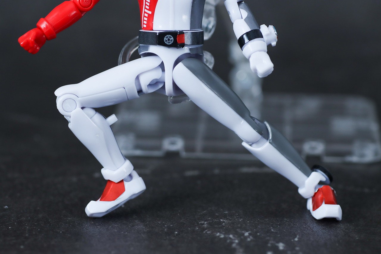 勇動 爆上戦隊ブンブンジャー レビュー ブンレッド 可動範囲